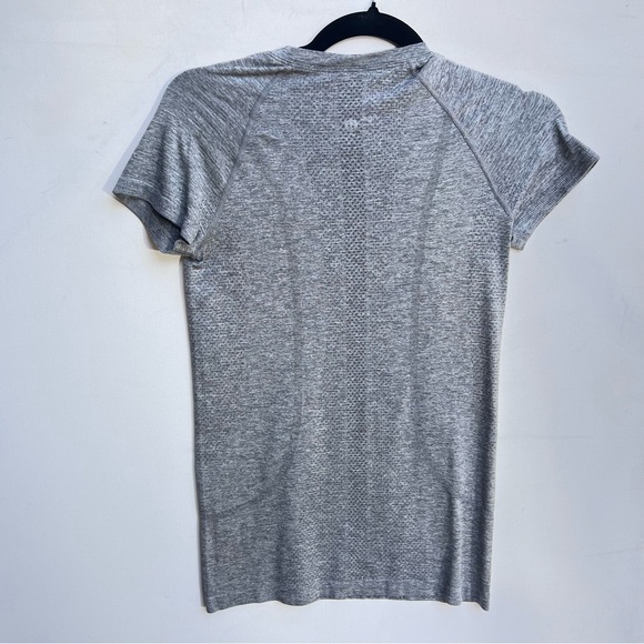 Rare Lululemon Maui Hawaii gray swiftly tech short sleeve size 4 - Picture 3 of 5